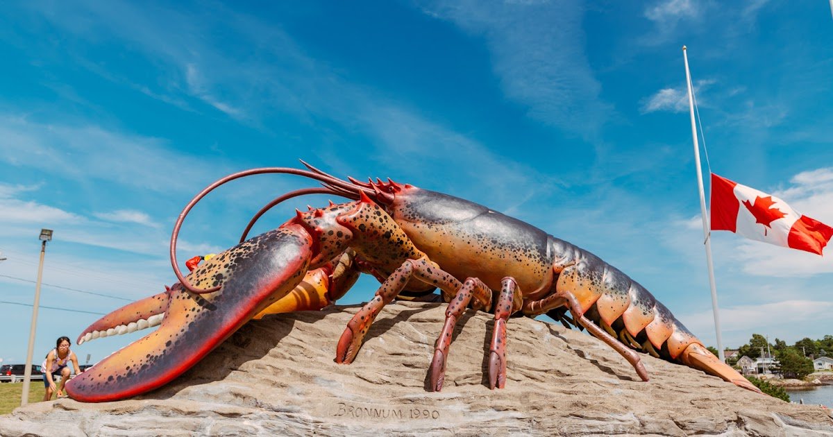 Shediac New Brunswick giant lobster sculpture