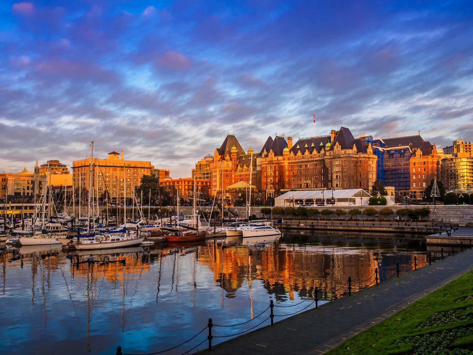 Nanaimo harbour and waterfront where Xtreme Security provides security guard services on Vancouver Island
